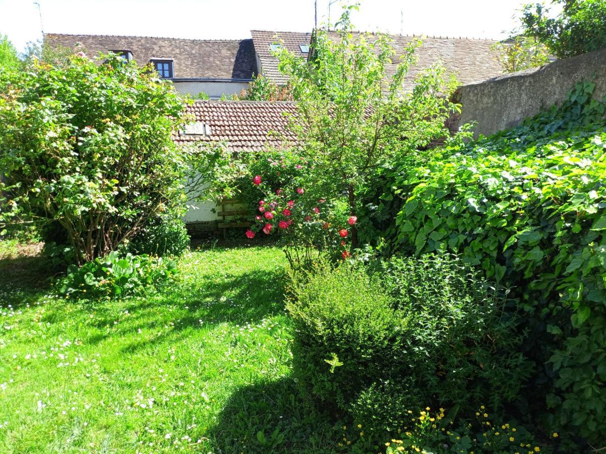 L'Essentiel De Chartres Apartment Exterior foto